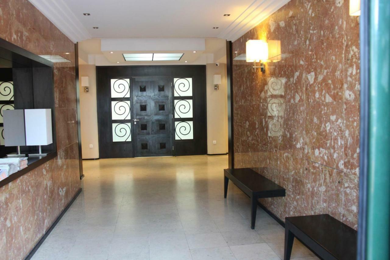 Croisette 81 Hotel Cannes Esterno foto